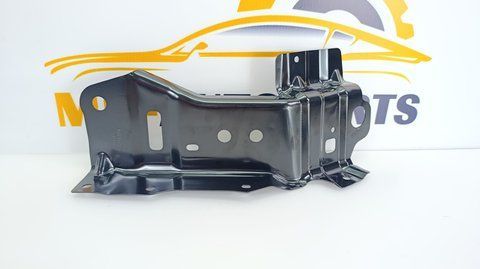 Кронштейн підсилювача нижнього (саблі) лівий (Аналог) Tesla Model 3 Highland Performance / Тесла Модель 3 Хайленд 1847106-00-B 1847106-00-B фото